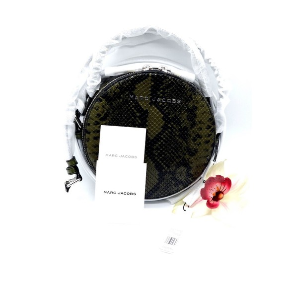 Marc Jacobs Snakeskin Embossed Leather Circle Crossbody Bag New GL0237621 - Picture 8 of 16